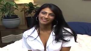 Asian Indian - Ella es india asiÃ¡tica - SEXTVX.COM