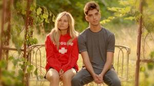 Kristen Bell Porn Cum - Poolside Growing Pains: Kristen Bell hits honest notes in familiar but  frank, moving \