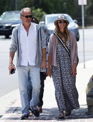 Asian Street Meat Mavis Porn - KEVIN COSTNER'S FUTURE EX-WIFE HAS CAREER PLANS OF HER OWN â€“ Janet  Charlton's Hollywood, Celebrity Gossip and Rumors