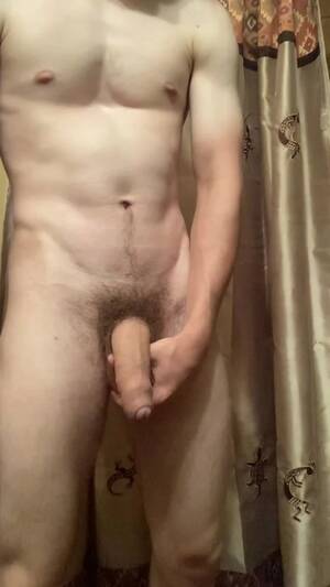 hung jerking girls - Hung teen shows off - ThisVid.com