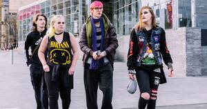 Emo Sleeping Porn - Feeling Emo? Consider Hot Topic Again