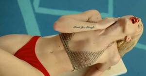 Iggy Azalea Tits Porn - Iggy Azalea naked and burlesque dancing in Change Your Life video (NSFW) -  Mirror Online