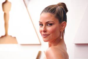 Maria Menounos Fucking - Maria Menounos Shows Cancer Scars In A Strong Bikini IG Photo