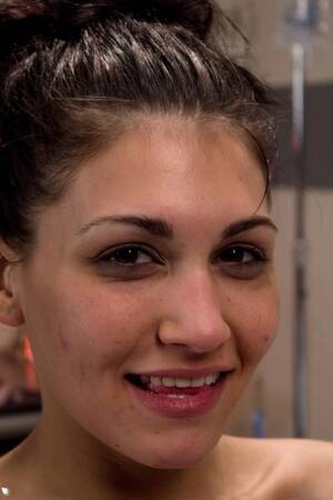 Duck Face Facial Porn - Duck Face Porn Pics & Naked Photos - PornPics.com