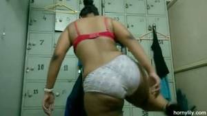 honeymoon maza india top porn stars - Indian famous porn star Lily exposed her tight ass during changing