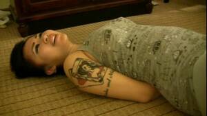 asian tattoo bondage - Asian rope bondage and desperate to pee - XVIDEOS.COM