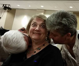 Jodie Abbott Porn - erica-abbott-double-smooch-photo-maria-kaj