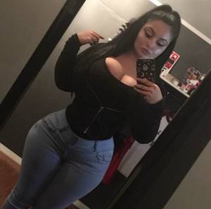 Latina Bbw Porn Sweater - Chubby Girlfriend, Beautiful Latina, Latin Women, Curvy Women, Sexy Women,  Booty, Janus, Girlfriends, Rain