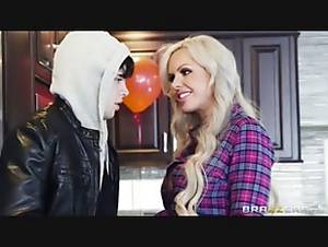 Mommy Got Boobs Porn - mommy got boobs