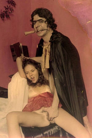 Dracula - Retroâ€”Fucking