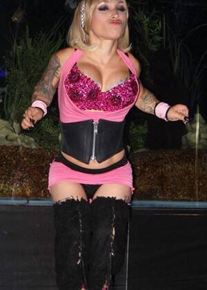 Bridget Powers Midget Porn - Porn star 'Bridget the Midget' faces charges after allegedly stabbing  boyfriend in row over another lover - Extra.ie