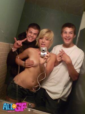 amateur teen threesome friends - threesome â€“ Page 12 â€“ Amateur Porn TV