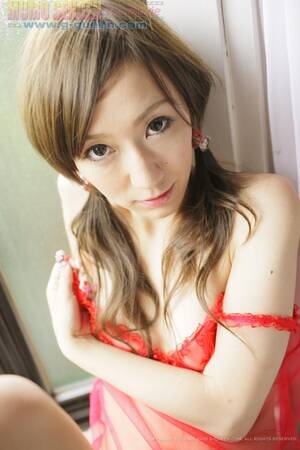 Japanese Glamour Girl - Lovely japanese girl Kana in sexy red lingerie