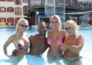 interracial cheating wives on vacation - White wives on vacations - Amateur Interracial Porn