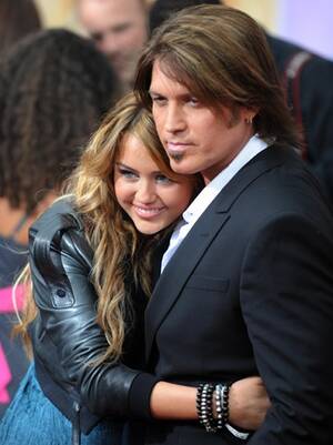 Miley And Billy Ray Cyrus Porn - Billy Ray Cyrus: Disney's 'Hannah Montana' 'Destroyed' My Family