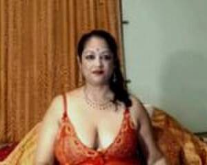 Indian Woman Big Tits - BIG INDIAN TITS PORN VIDEOS - CUMLOUDER.COM