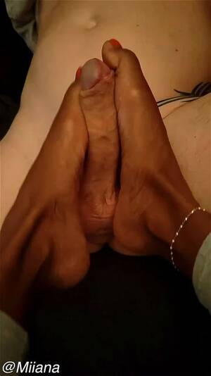 brown foot job porn - Watch dark skin milf red toes footjob - Footjob, Foot Fetish, Milf Porn -  SpankBang