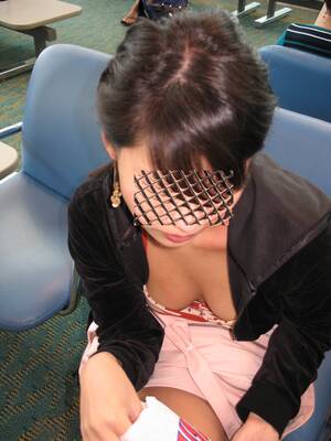 Asian Downblouse Porn - Asian Downblouse - 40 porn photos