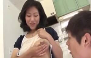 japanese mom lactating - Japanese @ xLactating.com