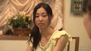 asian seduce - Asian babe seduced during her yoga practice Porn Video - VXXX.com