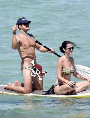 Katy Perry Nude Porn - Katy Perry admits she 'wasn't in the mood' to get naked with Orlando Bloom  on that paddle board | The Irish Sun