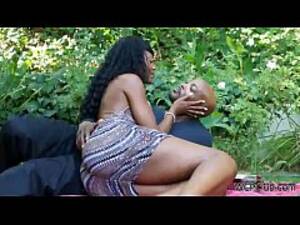 juicy black mom - Juicy Black Mom In The Park - xxx Mobile Porno Videos & Movies - iPornTV.Net