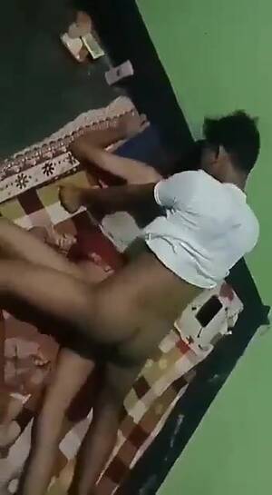 indian couple caught having sex - Desi Straight: Indian couple caught - video 2 - ThisVid.com