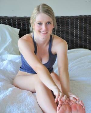 blonde cutie squeezes - Sexy blonde cutie squeezes her big boobs before masturbating Porn Pictures,  XXX Photos, Sex Images #2522766 - PICTOA