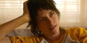 Kristen Stewart Lesbian Porn - Kristen Stewart says 'Love Lies Bleeding' is 'an enormous lady boner'