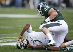 Foot Ball Porn - I love the Michigan State defense so much