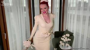 latex bride sex - Cheating blonde bride decided to be double penetrated before wedding by two  uknown guys weared gas masks and latex - XVIDEOS.COM