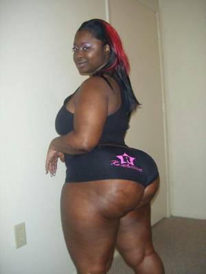 big black booty and legs - Big booty black girls, big fat ebony ass babes, phat booty shake and nude  black hotties.