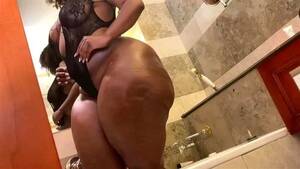 Huge African Booty - Watch South Africa: Home to the biggest black natural booties in the world.  - African, South African, South African Big Booty Porn - SpankBang