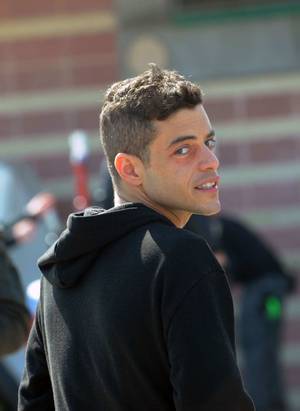 Mr. Roboto Full House Porn - Rami malek