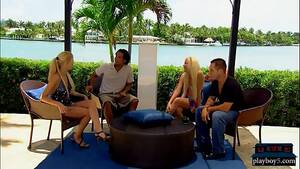 Blonde Russian Twins - Russian twins with blonde hair fuck with two random guys - XVIDEOS.COM