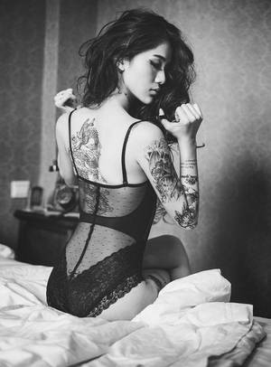 asian tattoo black - Woman