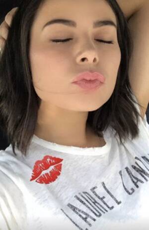 Miranda Cosgrove Porn Black - Pin on Miranda cosgrove