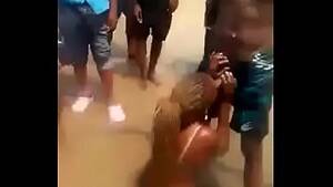 fucking with people watching - Fuck at the beach while people are watching - XVIDEOS.COM