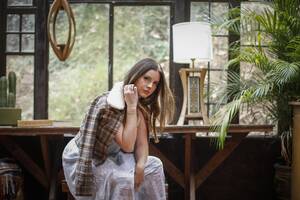 lana violet schoolgirl - Lana Del Rey invokes Sylvia Plath, Princess Diana in video - Los Angeles  Times