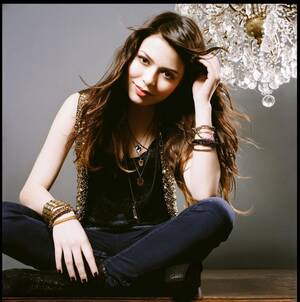 Miranda Cosgrove Strapon Porn - The star of 'iCarly,' Miranda Cosgrove, takes to the stage at Musikfest,  this time exploring her love of music â€“ The Mercury