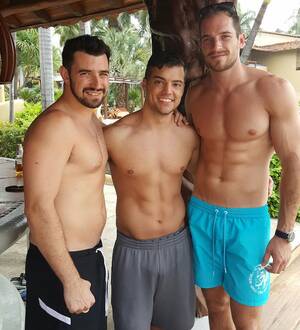 Men Porn Stars 2016 - Hot & Hunky Male Webcam Models with BelAmi Gay Porn Stars at Flirt Summit  2016 in Ixtapa, Mexico