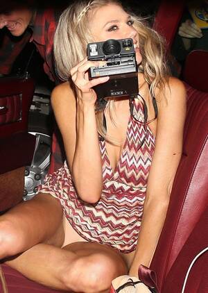 celebrity upskirt no panties animated gif - Celeb Upskirt No Panties - 69 Ñ„Ð¾Ñ‚Ð¾