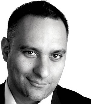 Big Dick Tiny Girl Porn - girl on guy 150: russell peters big in japan