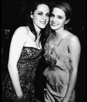 Kristen Stewart Emma Watson Porn - Who's prettier, Kristen Stewart or Emma Watson? : r/VindictaRateCelebs