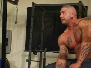 Buster Good Bisexual - Buster Good Gay Porn | Gay Fetish XXX