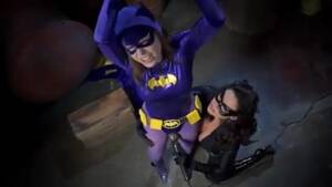 kinky batgirl dominating tranny - Catwoman vs. batgirl - butt catwoman! - xcavy.com