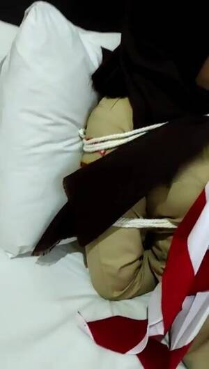 Hijab Bondage Porn - Hijab Bondage show - ThisVid.com