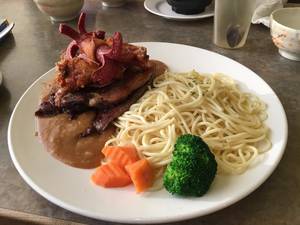 Meat Lovers Porn - Assorted meat lovers spaghetti [2020x1982] http://ift.tt/2wYZ58i