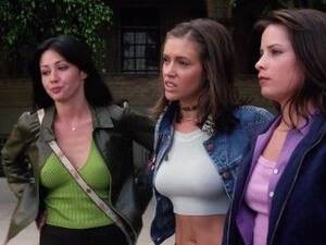 Alyssa Milano Holly Marie Combs Porn - Holly Marie Combs - Page 2 pictures, naked, oops, topless, bikini, video,  nipple