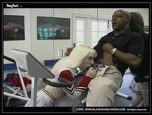 As A Bisexual Britni Cheerleader - Bisexual Britni Old - YOUX.XXX